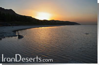 دریاچه نمک مهارلو 